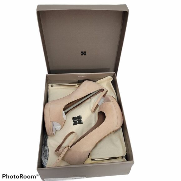 BCBGMAXAZRIA Becky Peep Toe Dress Pumps SIZE 7 - Picture 10 of 11